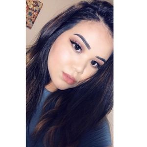 Meet your Posher, Delma